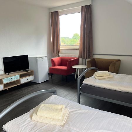 Hotel Zum Kreidesee, Kein Urlaubshotel ! Hemmoor Bagian luar foto