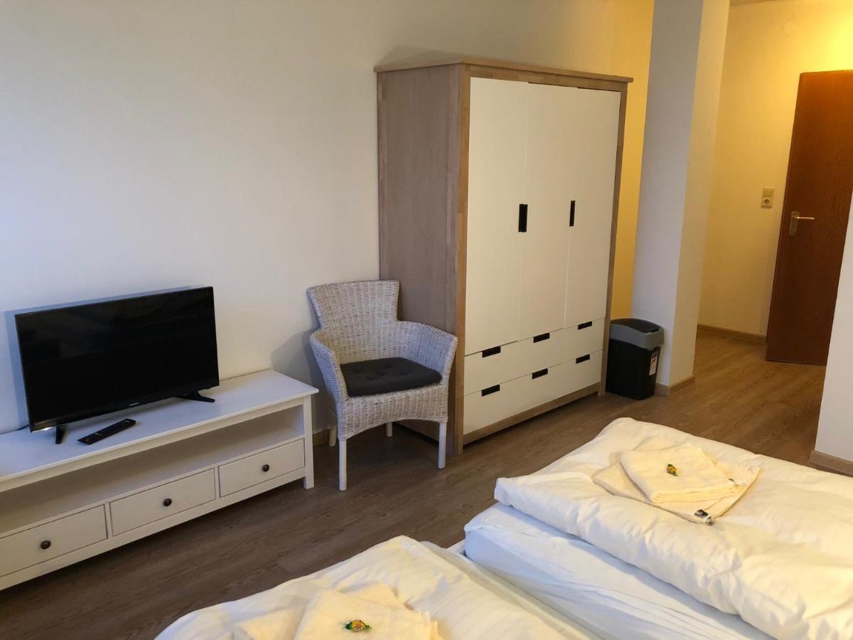 Hotel Zum Kreidesee, Kein Urlaubshotel ! Hemmoor Bagian luar foto